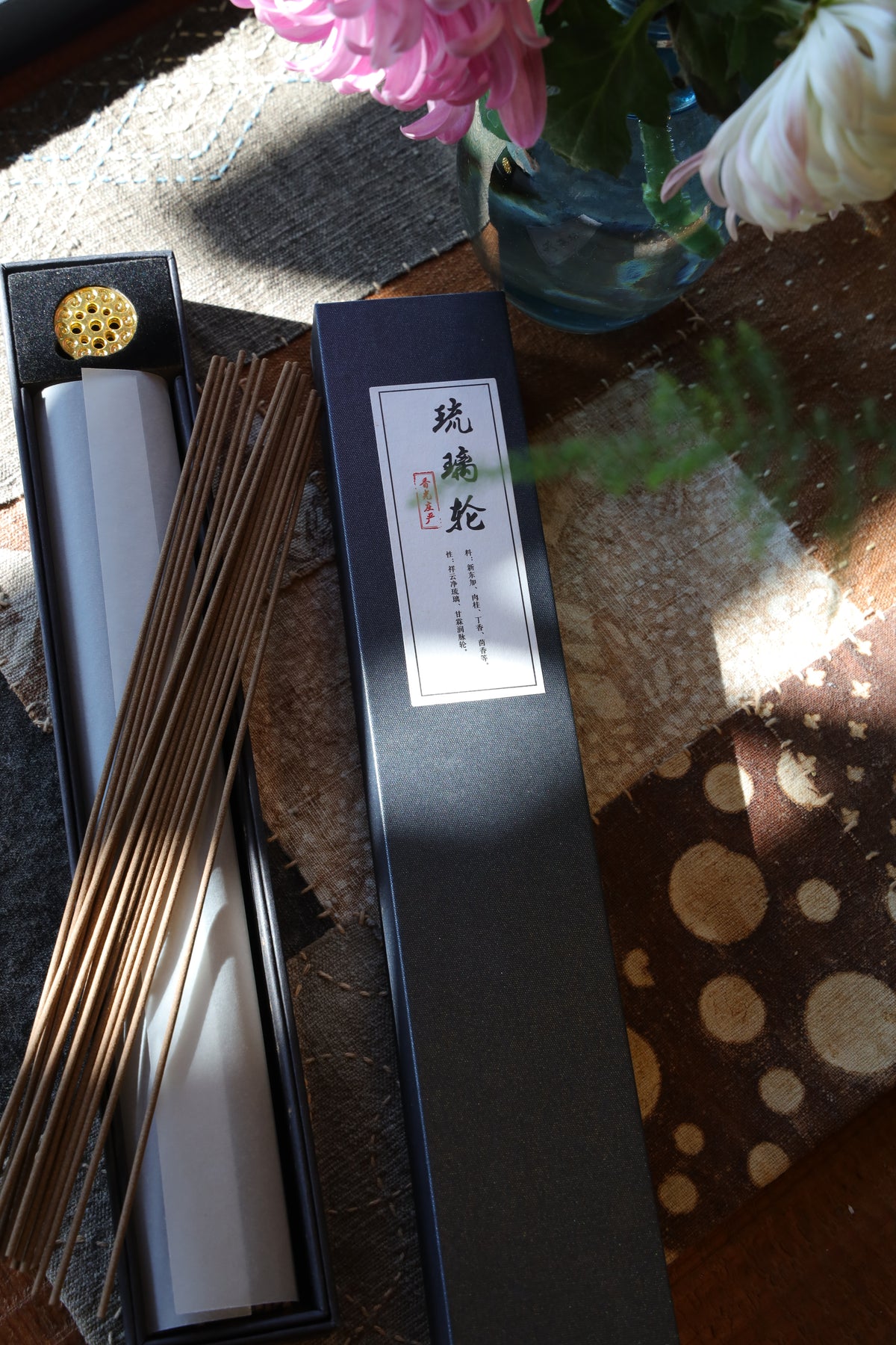 Lapis‑glass Chakra Wheel incense